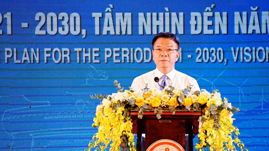 Phó Thủ tướng Chính phủ Lê Thành Long phát biểu chỉ đạo tại hội nghị - Ảnh: L.A