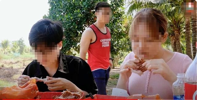 Hai mukbanger được cho là không có đối thủ về ăn nhiều nhất ở VN hiện nay