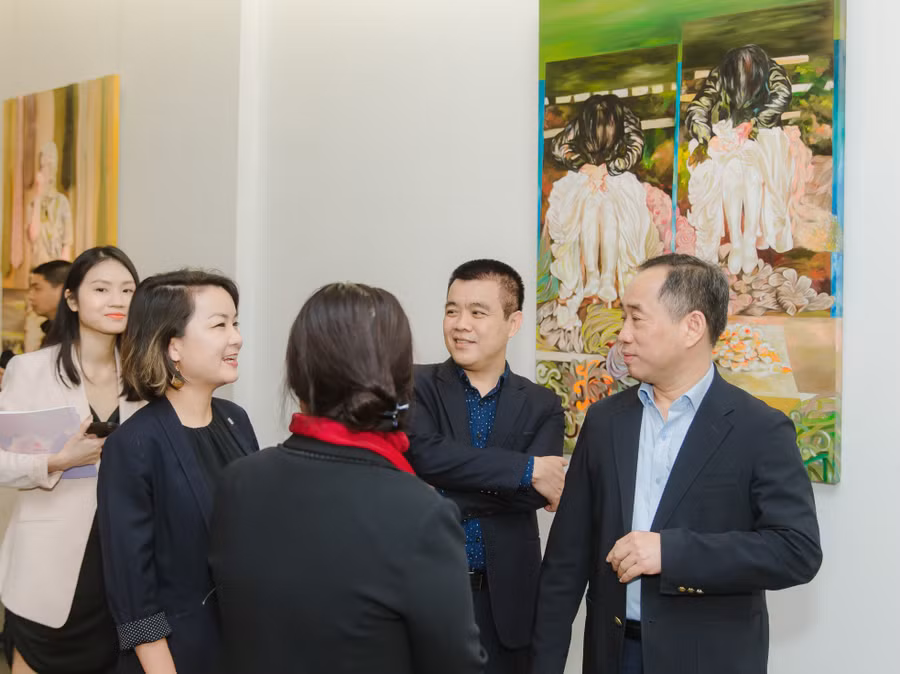 Năm đầu tiên được tổ chức tại Việt Nam, cuộc thi vẽ tranh UOB Painting of the Year 2023 thu hút đông đảo các nghệ sĩ trẻ và nghệ sĩ chuyên nghiệp trên khắp đất nước tham gia. Đây là cuộc thi nghệ thuật lâu đời nhất tại Singapore trải qua 41 năm tổ chức, là một trong những cuộc thi danh tiếng nhất khu vực Đông Nam Á. Năm đầu tiên được tổ chức tại Việt Nam, cuộc thi vẽ tranh UOB Painting of the Year 2023 thu hút đông đảo các nghệ sĩ trẻ và nghệ sĩ chuyên nghiệp trên khắp đất nước tham gia. Đây là cuộc thi nghệ thuật lâu đời nhất tại Singapore trải qua 41 năm tổ chức, là một trong những cuộc thi danh tiếng nhất khu vực Đông Nam Á.