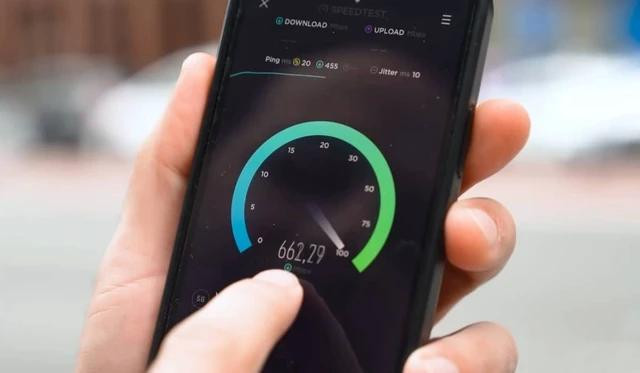 Điện thoại 5G sẽ tận dụng được những tiện ích mà công nghệ này mang lại Điện thoại 5G sẽ tận dụng được những tiện ích mà công nghệ này mang lại