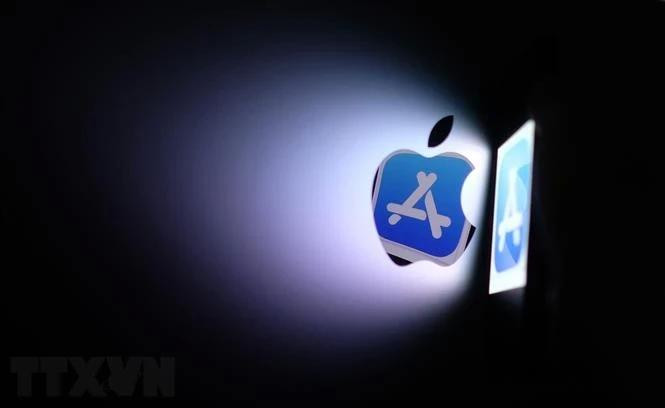 Biểu tượng App store của Apple. (Ảnh: AFP/TTXVN) Biểu tượng App store của Apple. (Ảnh: AFP/TTXVN)