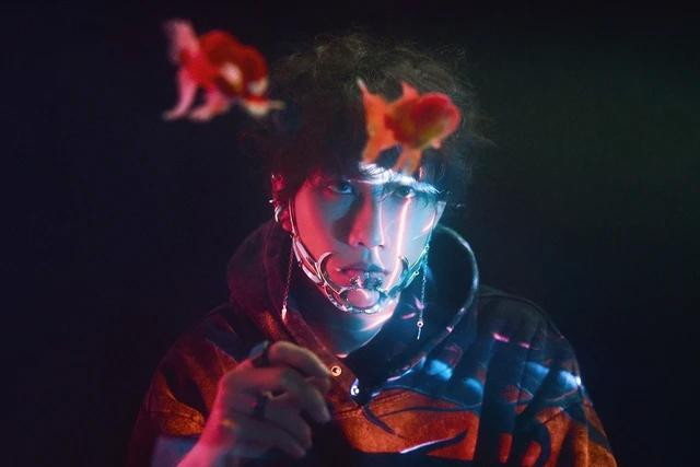 Hoaprox khiến người hâm mộ tự hào khi được hợp tác với nhà sản xuất âm nhạc đình đám K-391 Hoaprox khiến người hâm mộ tự hào khi được hợp tác với nhà sản xuất âm nhạc đình đám K-391