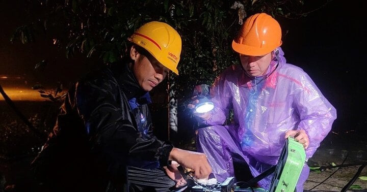 Đơn vị viễn thông khắc phục sự cố sau bão số 3. Đơn vị viễn thông khắc phục sự cố sau bão số 3.