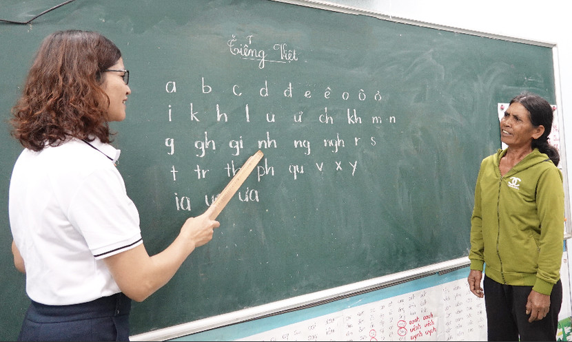Các đơn vị cần tăng cường công tác quản lý, chỉ đạo, tổ chức thực hiện và kiểm tra việc thực hiện công tác xóa mù chữ. Ảnh: Mộc Trà Các đơn vị cần tăng cường công tác quản lý, chỉ đạo, tổ chức thực hiện và kiểm tra việc thực hiện công tác xóa mù chữ. Ảnh: Mộc Trà