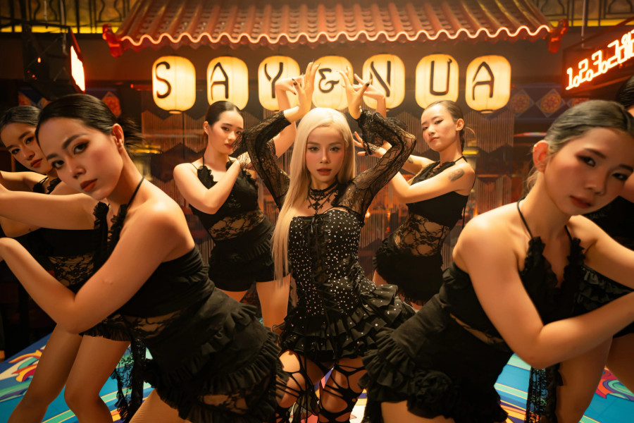 Sản phẩm Không phải đồ ăn đánh dấu sự trưởng thành và chín chắn trong con đường nghệ thuật của Thương Võ Sản phẩm Không phải đồ ăn đánh dấu sự trưởng thành và chín chắn trong con đường nghệ thuật của Thương Võ