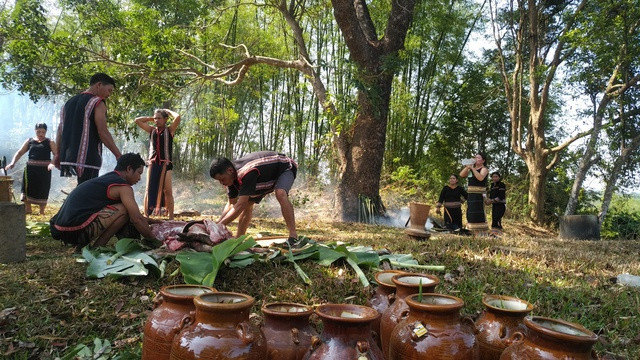 Đến với huyện Đăk Hà, du khách có thể thưởng thức những món ăn độc đáo của người dân bản địa Đến với huyện Đăk Hà, du khách có thể thưởng thức những món ăn độc đáo của người dân bản địa