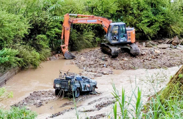 Hiện trường vụ tai nạn khiến 4 khách du lịch người Hàn Quốc tử vong.