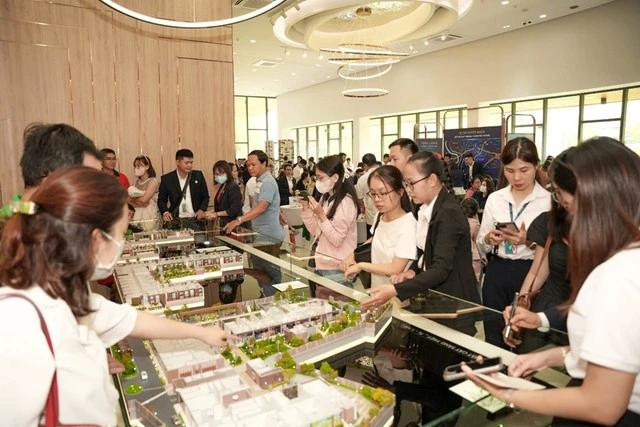 Thị trường đã có những tín hiệu lạc quan, những dự án hướng đến nhu cầu ở thật vẫn có giao dịch