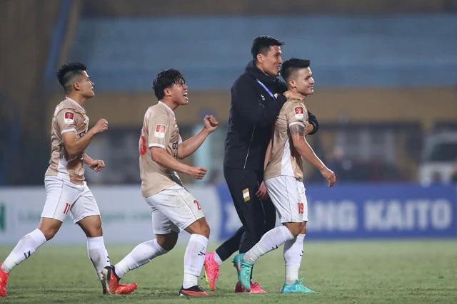 Quang Hải sẽ trở lại đội tuyển Việt Nam với phiên bản tối ưu Quang Hải sẽ trở lại đội tuyển Việt Nam với phiên bản tối ưu