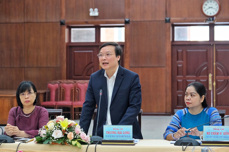 Chủ tịch UBND tỉnh Trương Hải Long phát biểu tại hội nghị. Ảnh: M.C Chủ tịch UBND tỉnh Trương Hải Long phát biểu tại hội nghị. Ảnh: M.C