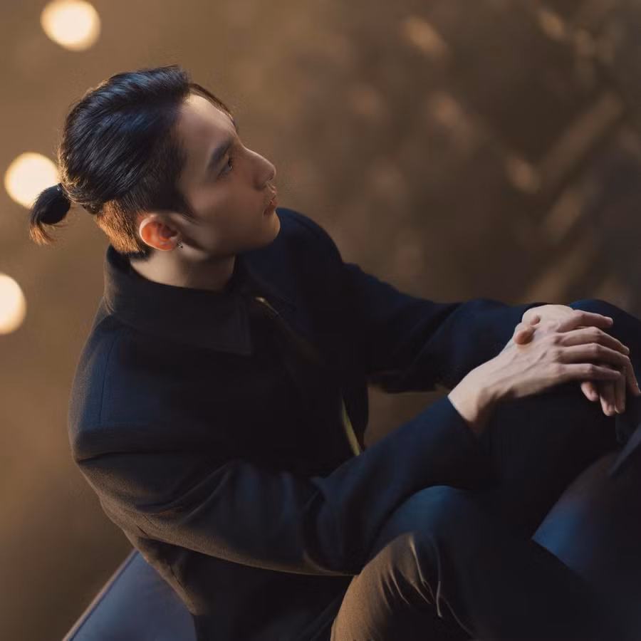 Sơn Tùng cần một sản phẩm bùng nổ để lấy lại vị thế. Sơn Tùng cần một sản phẩm bùng nổ để lấy lại vị thế.