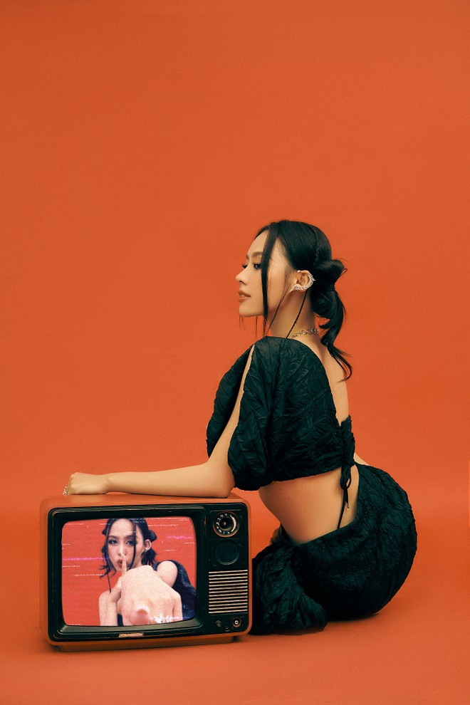 Nàng hậu không ngừng hoàn thiện bản thân để mang đến những hình ảnh đẹp mắt, mới mẻ đến với người hâm mộ. (Ảnh: CTV/Vietnam+)