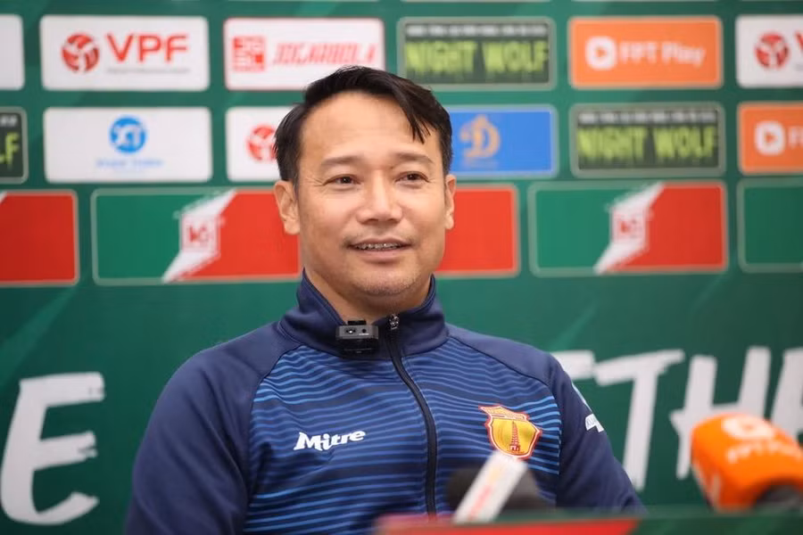 HLV Vũ Hồng Việt
