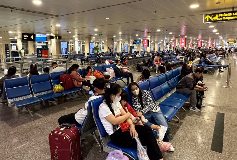 Người dân mong muốn khi giá vé máy bay tăng thì công tác phục vụ đi kèm cũng phải tăng chất lượng.