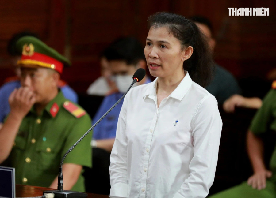 Bị cáo Đặng Thị Hàn Ni thừa nhận phát ngôn nội dung thuộc bí mật cá nhân và đời sống riêng tư của vợ chồng bà Hằng là chưa phù hợp Bị cáo Đặng Thị Hàn Ni thừa nhận phát ngôn nội dung thuộc bí mật cá nhân và đời sống riêng tư của vợ chồng bà Hằng là chưa phù hợp