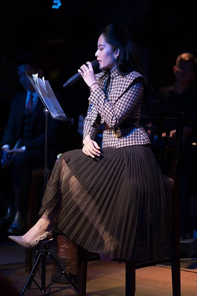 Nam Em sẽ rẽ hướng làm streamer Nam Em sẽ rẽ hướng làm streamer