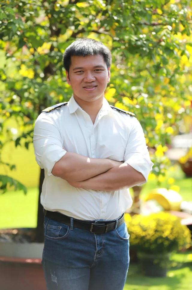 "Lính đánh thuê" tàu mix Phan Ngọc Long "Lính đánh thuê" tàu mix Phan Ngọc Long