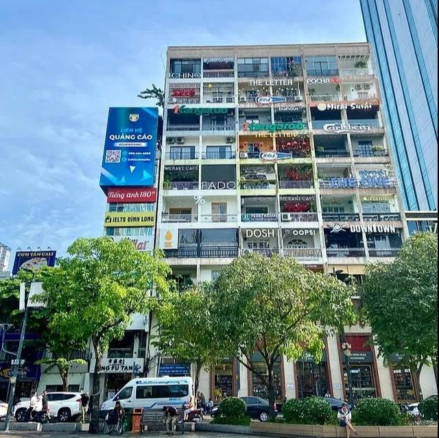 Căn chung cư với nhiều quán cà phê độc đáo