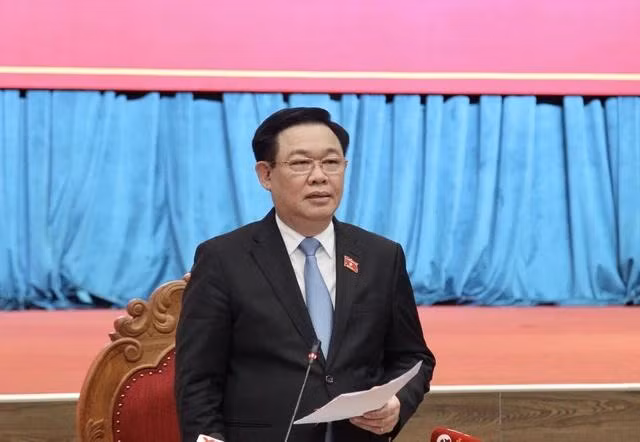 Chủ tịch Quốc hội Vương Đình Huệ phát biểu tại buổi làm việc với Tỉnh ủy Bình Định