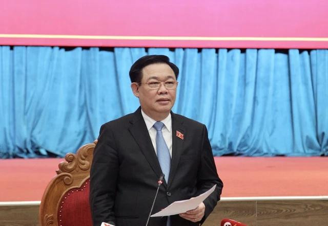 Chủ tịch Quốc hội Vương Đình Huệ phát biểu tại buổi làm việc với Tỉnh ủy Bình Định