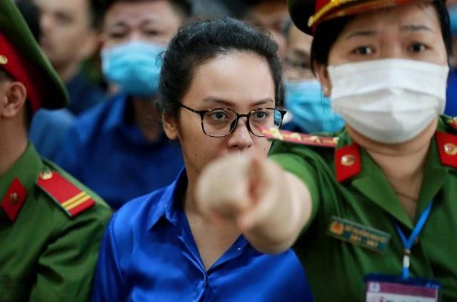 Bị cáo Trương Huệ Vân (cháu ruột Trương Mỹ Lan) Bị cáo Trương Huệ Vân (cháu ruột Trương Mỹ Lan)