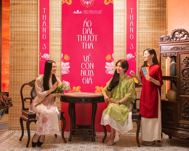 Bạn trẻ check-in tại Bảo tàng Lịch sử TP.HCM