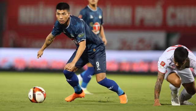 HAGL chưa thể đổi tên. Ảnh: MINH TÚ