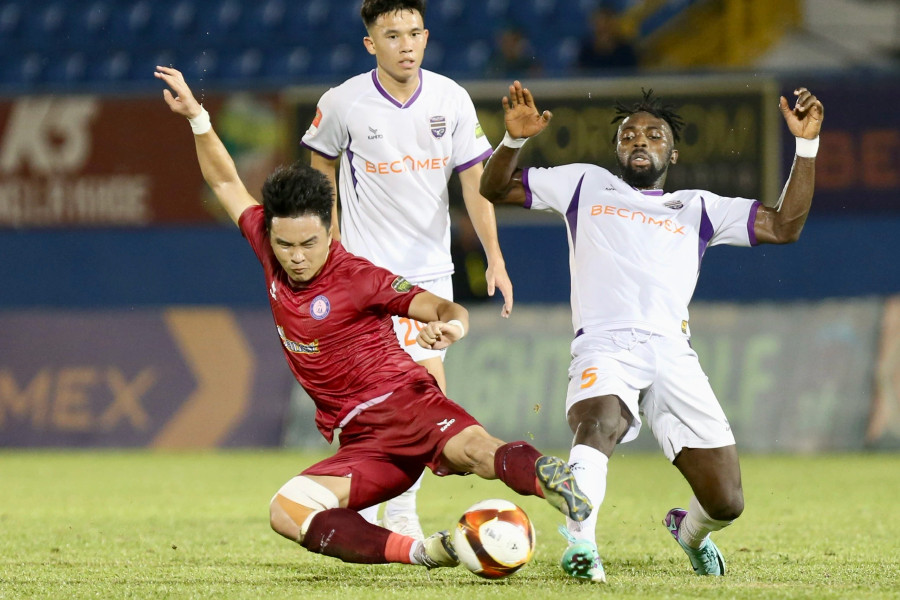 CLB Khánh Hòa thua trên sân Bình Dương