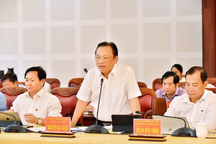 Giám đốc Sở Xây dựng Nguyễn Bá Thạch phát biểu tại hội nghị. Ảnh: Đ.T