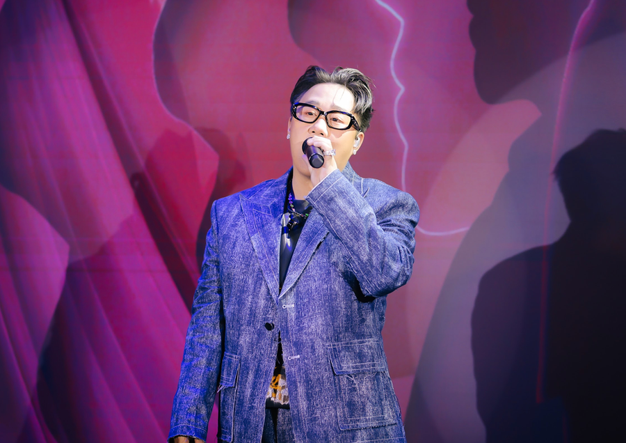 Live Concert 1689 tiếp tục đi qua 2 thành phố lớn. Chương trình tại TPHCM sẽ diễn ra vào tối 13-7 tại Nhà Thi đấu Phú Thọ, tại Hà Nội diễn ra tối 26-7 tại Cung điền kinh Mỹ Đình.