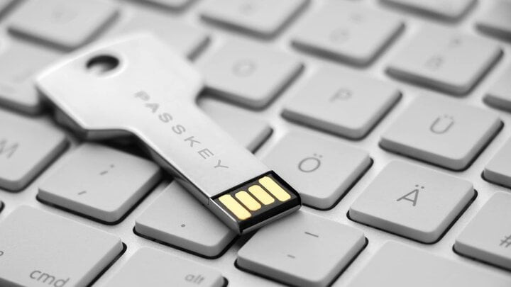 Đăng nhập không cần mật khẩu đang là xu hướng chung được nhiều công ty như Apple, Google, Microsoft áp dụng. Đăng nhập không cần mật khẩu đang là xu hướng chung được nhiều công ty như Apple, Google, Microsoft áp dụng.