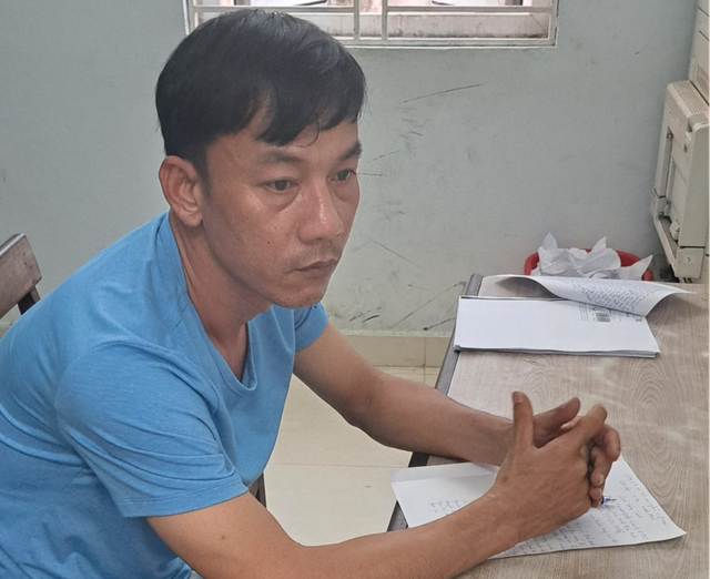 Dũng bị tạm giữ tại cơ quan công an