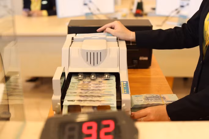 Lãi suất huy động tiếp tục hạ nhiệt