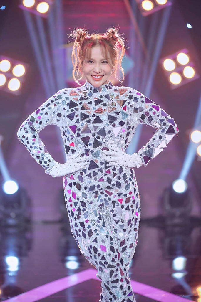 Cô hoạt ngôn, dí dỏm trên chương trình truyền hình