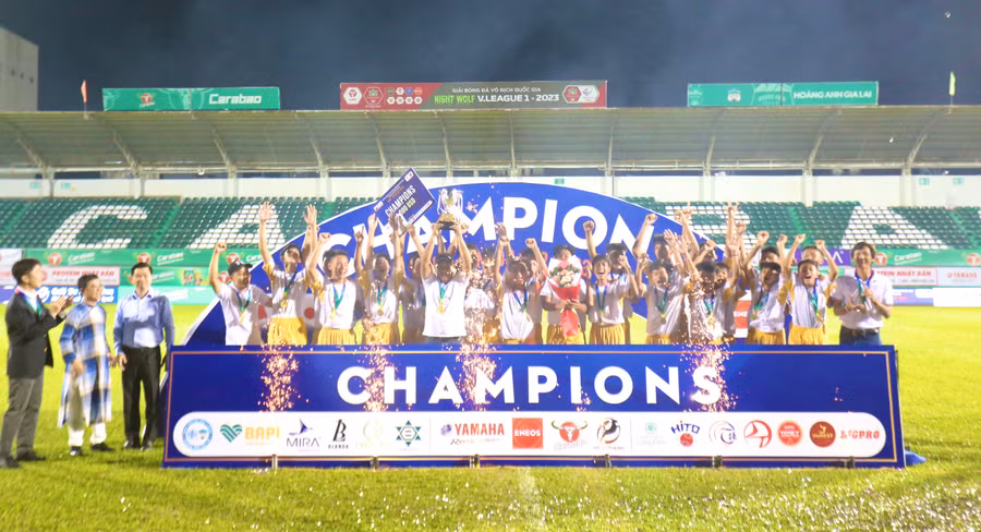 U13 Juventus Việt Nam đã bước lên ngôi vô địch của Festival. Ảnh: Lê Văn Ngọc