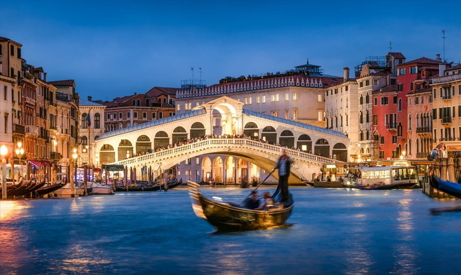 Đất nước xinh đẹp Ý có rất nhiều điểm đến hấp dẫn dành cho du khách bốn phương. Ảnh: El Viajero Feliz Đất nước xinh đẹp Ý có rất nhiều điểm đến hấp dẫn dành cho du khách bốn phương. Ảnh: El Viajero Feliz