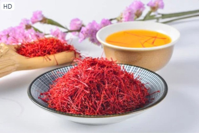 Nhụy hoa nghệ tây (saffron), loại gia vị đắt nhất thế giới, có nhiều lợi ích cho sức khỏe. Ảnh: Shutterstock