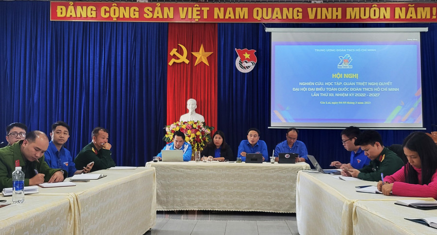 Quang cảnh hội nghị trực tuyến nghiên cứu, học tập, quán triệt Nghị quyết Đại hội Đoàn TNCS Hồ Chí Minh toàn quốc lần thứ XII, nhiệm kỳ 2022-2027. Ảnh: Phan Lài Quang cảnh hội nghị trực tuyến nghiên cứu, học tập, quán triệt Nghị quyết Đại hội Đoàn TNCS Hồ Chí Minh toàn quốc lần thứ XII, nhiệm kỳ 2022-2027. Ảnh: Phan Lài