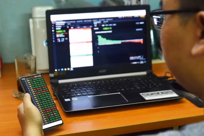 Phiên giao dịch cổ phiếu hôm nay, 24-3, giá cổ phiếu nhóm bất động sản có mức tăng khá mạnh 1,26%.