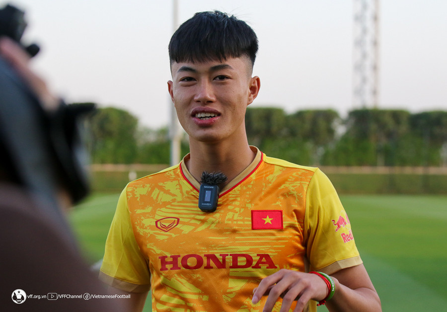Văn Trường bày tỏ quyết tâm cùng U23 Việt Nam có màn thể hiện tốt nhất tại Doha Cup 2023. Ảnh: VFF