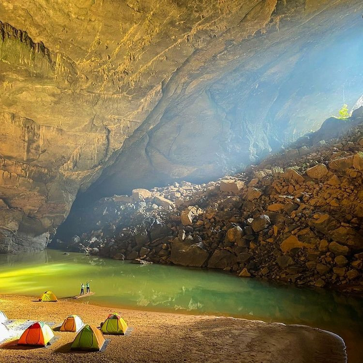 Hang Én. Ảnh: @oxalisadventure Hang Én. Ảnh: @oxalisadventure