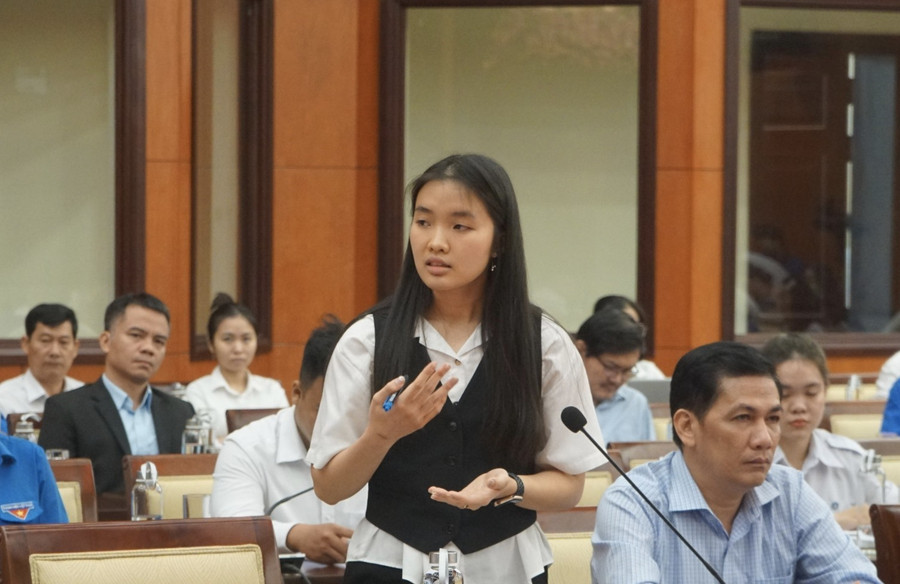 Quách Thanh Vịnh An - tốt nghiệp loại xuất sắc hai ngành Luật và Quản trị kinh doanh, thủ khoa Trường Đại học Luật TP. Hồ Chí Minh năm 2022. Ảnh: Thanh Chân Quách Thanh Vịnh An - tốt nghiệp loại xuất sắc hai ngành Luật và Quản trị kinh doanh, thủ khoa Trường Đại học Luật TP. Hồ Chí Minh năm 2022. Ảnh: Thanh Chân