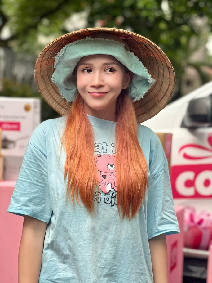 Khả Như biến hóa đa dạng trong mắt khán giả