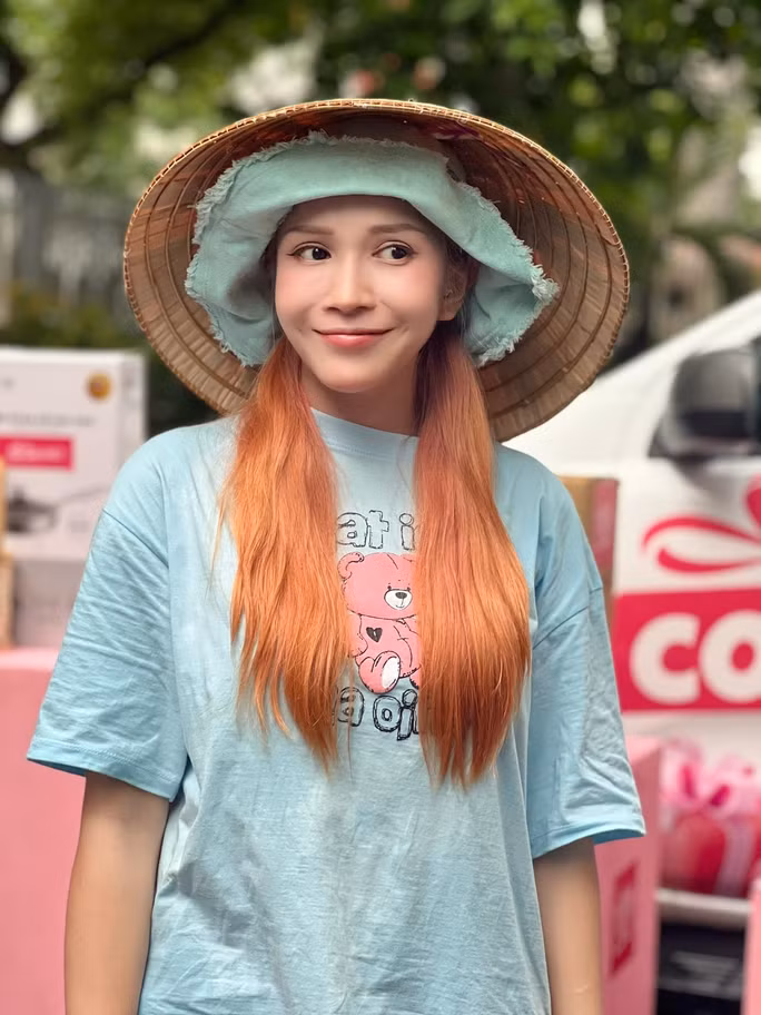 Khả Như biến hóa đa dạng trong mắt khán giả