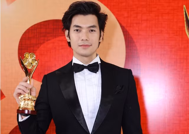 Hai năm liên tiếp, nam diễn viên giành giải thưởng cho cùng một hạng mục đề cử tại giải Mai Vàng