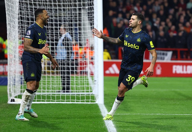 Bruno Guimaraes ghi bàn quyết định trong chiến thắng 3-2 của NewcastleBrighton Bruno Guimaraes ghi bàn quyết định trong chiến thắng 3-2 của NewcastleBrighton