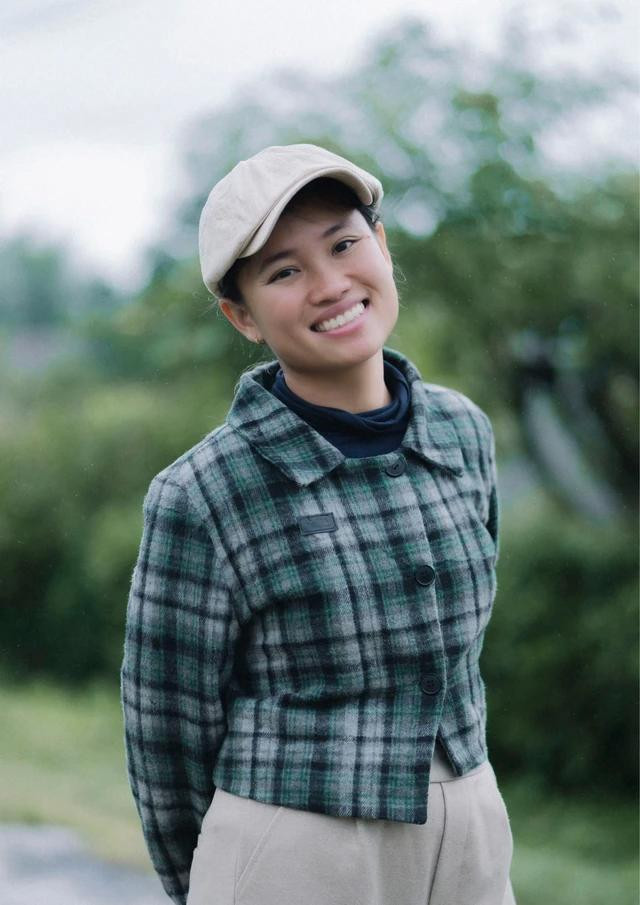 An Đen cô gái từ bỏ phố về quê sống với những điều giản dị An Đen cô gái từ bỏ phố về quê sống với những điều giản dị