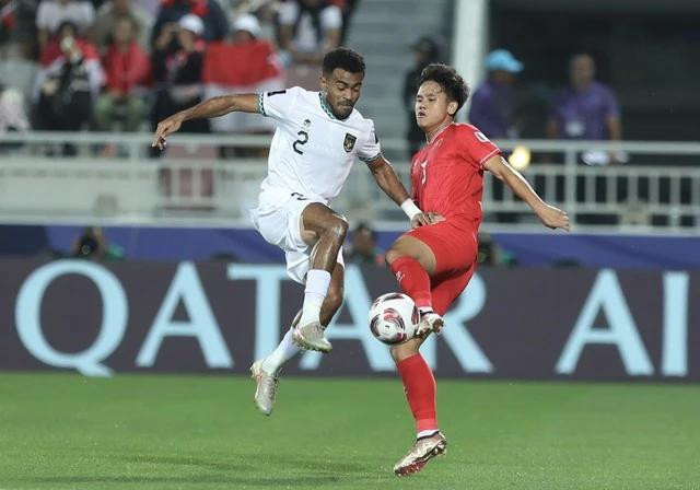 Đội tuyển Indonesia thắng 1-0 trước Việt Nam ở Asian Cup 2023 Đội tuyển Indonesia thắng 1-0 trước Việt Nam ở Asian Cup 2023