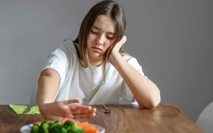 Bỏ bữa sẽ làm ảnh hưởng xấu tới sức khỏe.