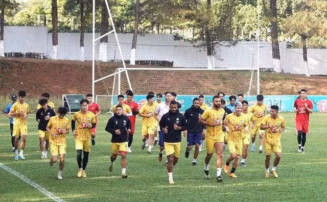 HAGL tập luyện tích cực